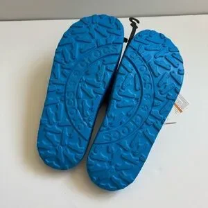 CROCS | Shoes | Nwt Crocs Chawaii Slide Ms 8 Ws | Poshmark display picture 1